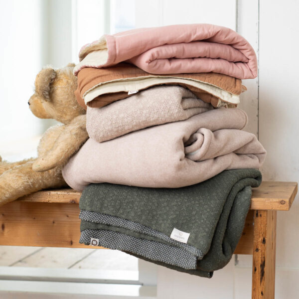 Dekentje Melange knit reversible (Misty Rose)