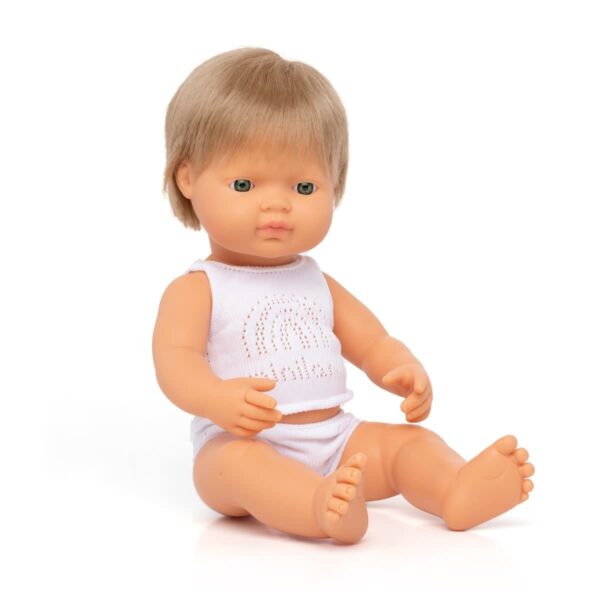 Pop Europese jongen donkerblond (38cm)